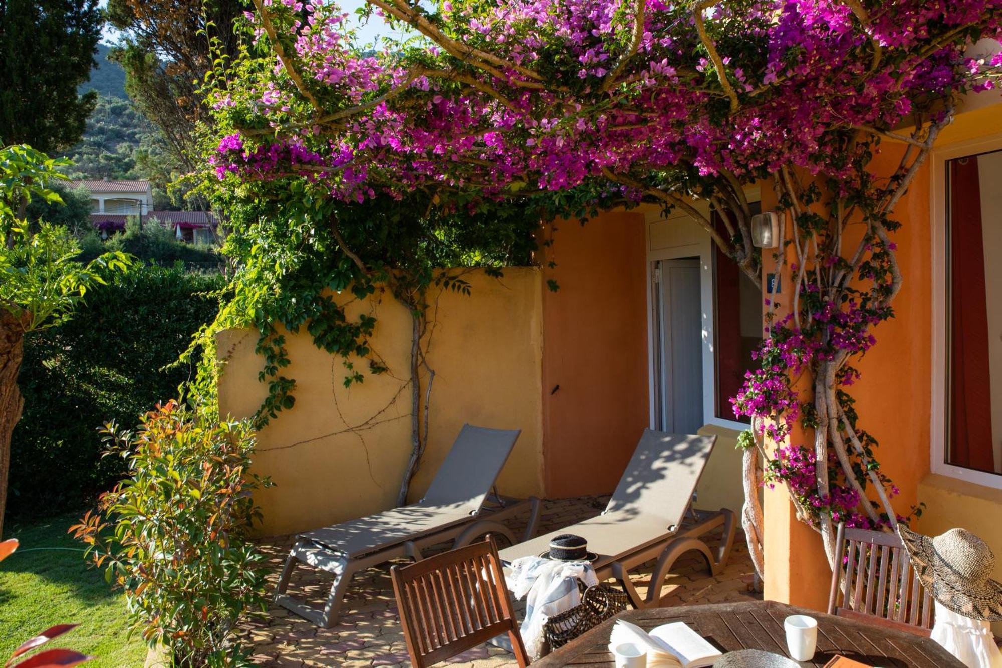Helios Aparthotel