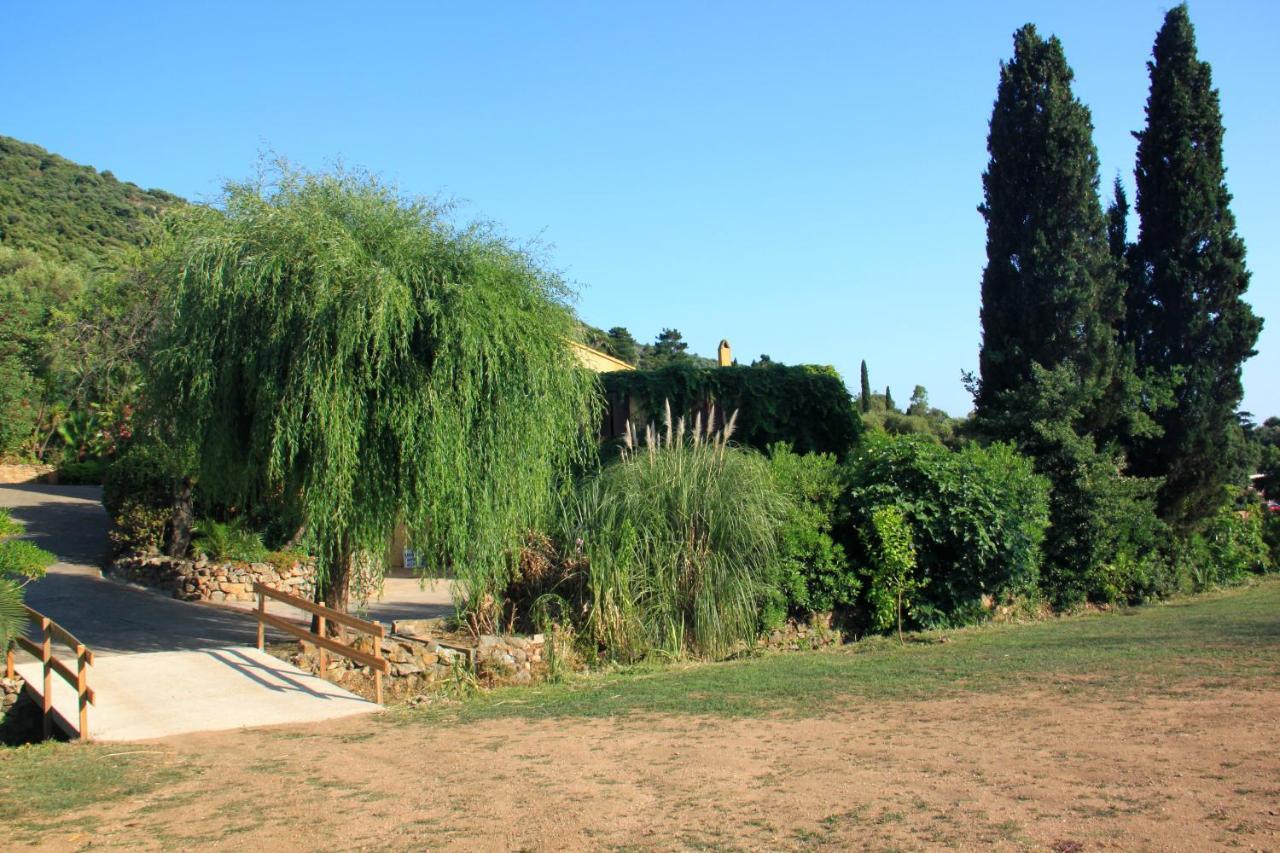 Aparthotel Helios 3*